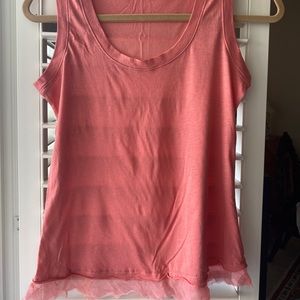 salmon tank with tulle bottom
